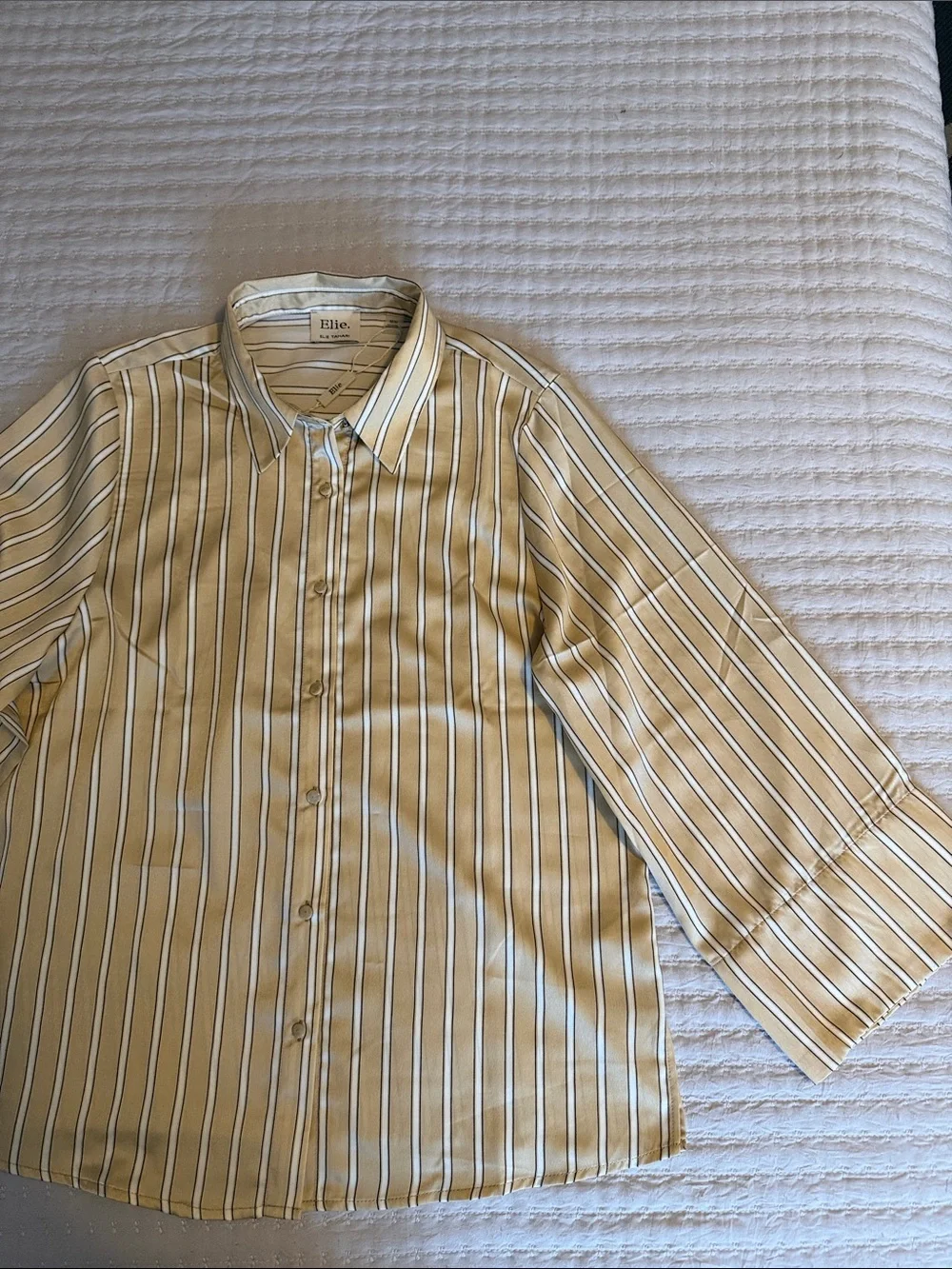 Elie Tahari Smartly Styled Striped Silky Button-Up Blouse Tan & White Med NWT